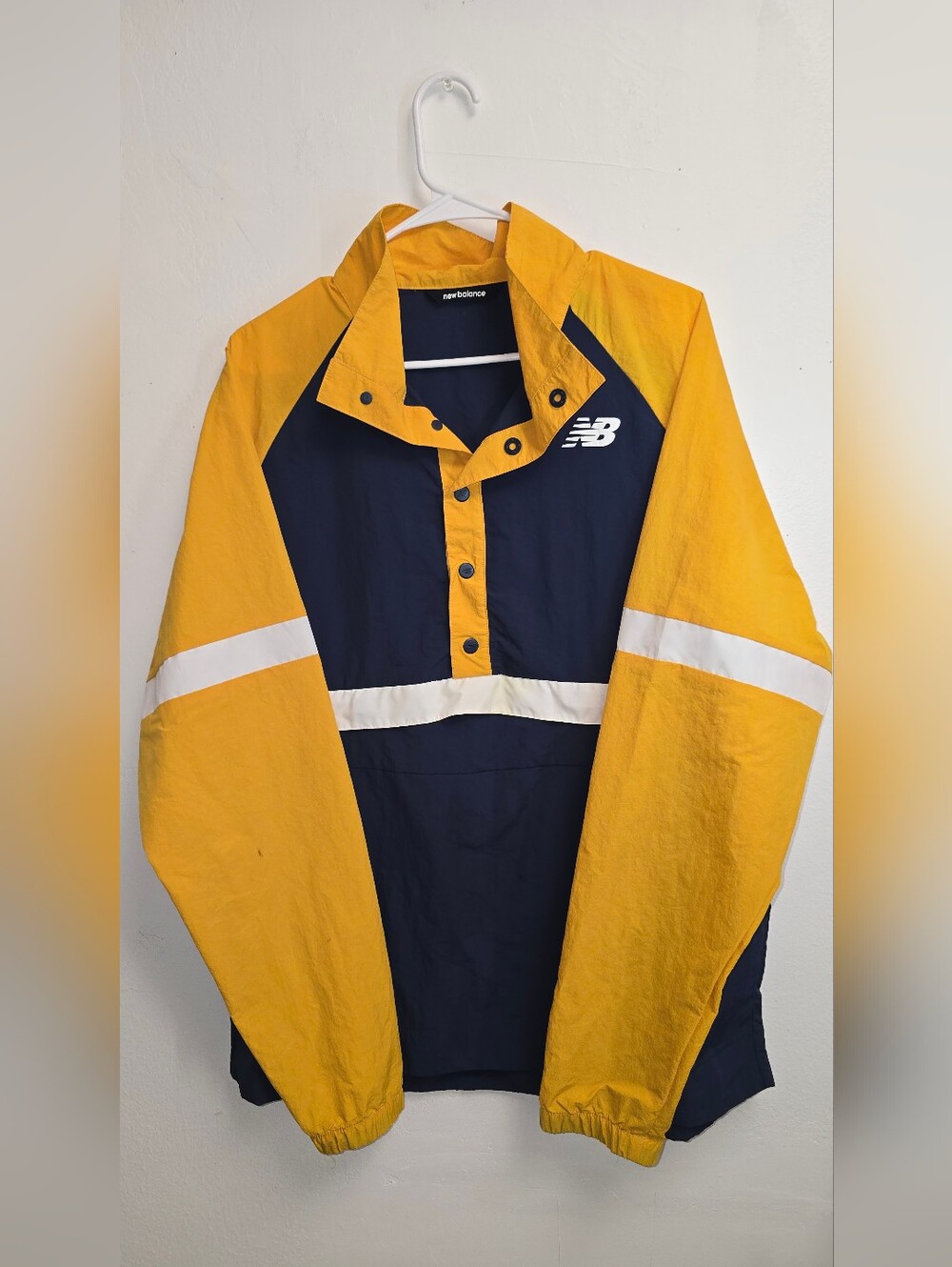 Vintage New Balance Pullover Windbreaker Jacket Men’s M Blue Yellow